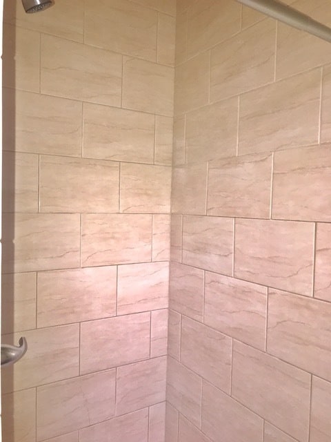 Building Photo - Great 2BR/1BA Queen Village Apartment Available Now