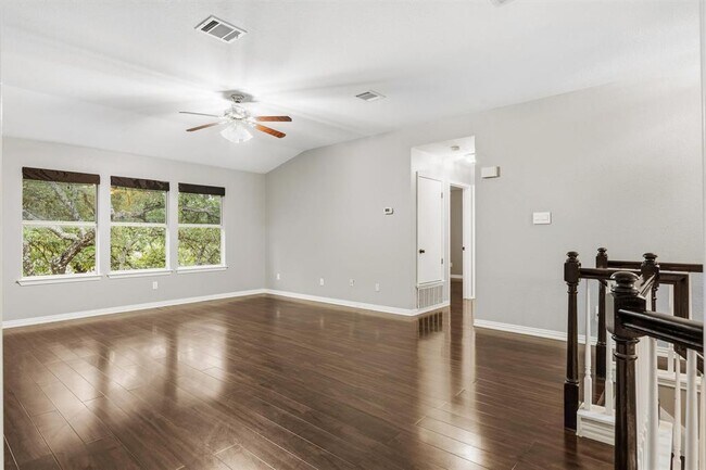 Building Photo - 2813 Cortez Dr