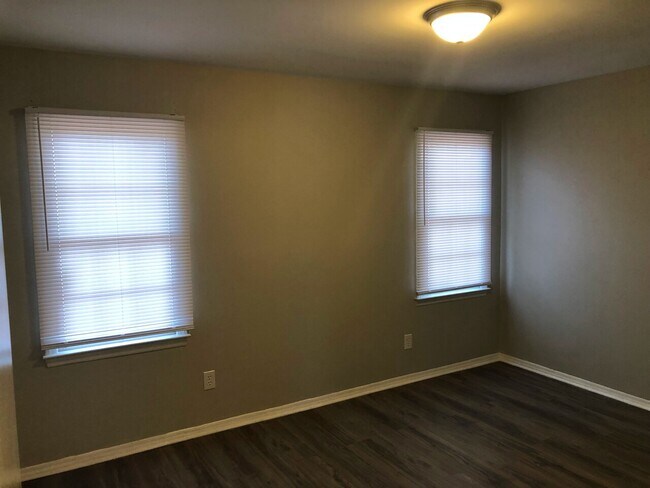 Building Photo - Spice Ridge