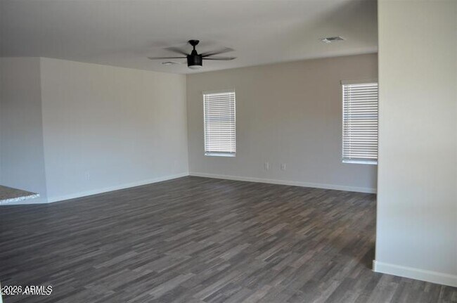 Building Photo - 2367 Oakmont Ln