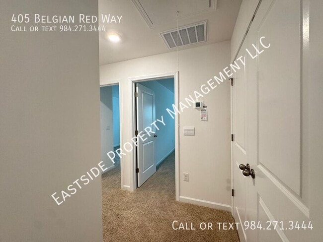 Building Photo - 405 Belgian Red Wy