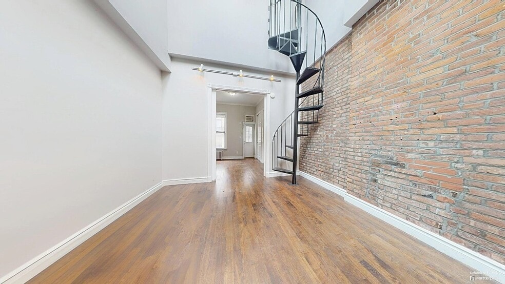 Building Photo - East 25th Street