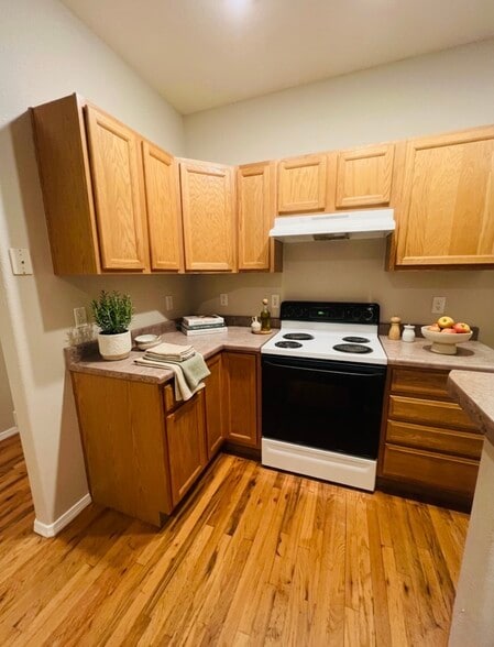 Kitchen, virtually staged with decor only. Appliances shown are included unless otherwise noted - 2563 Malpaso Pt