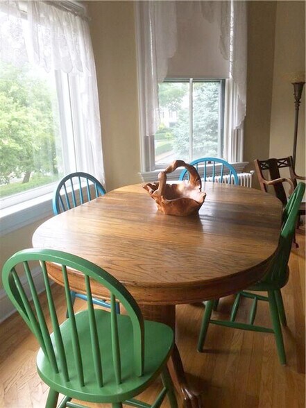 Building Photo - 45 Ayrault St