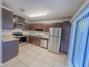 Building Photo - 1913 N Congress Ave