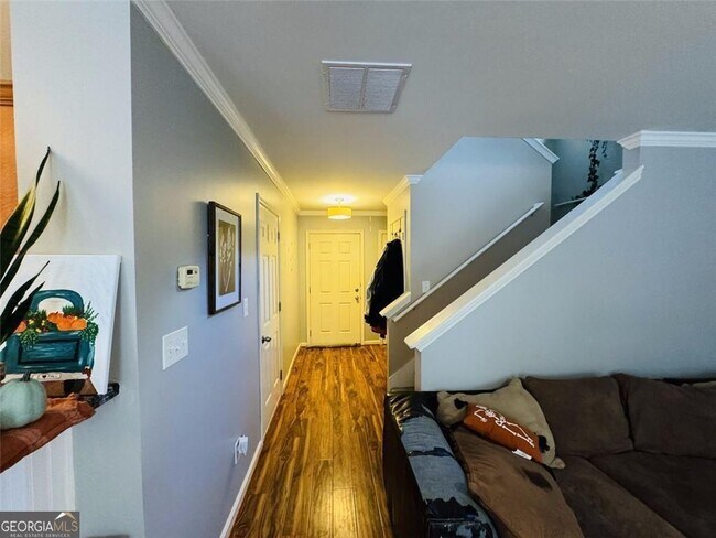 Building Photo - 106 Cypress Ct