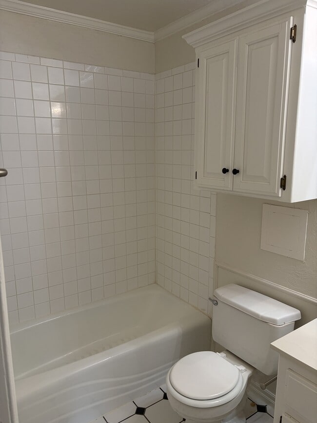 Building Photo - 4813 SE 89th Terrace