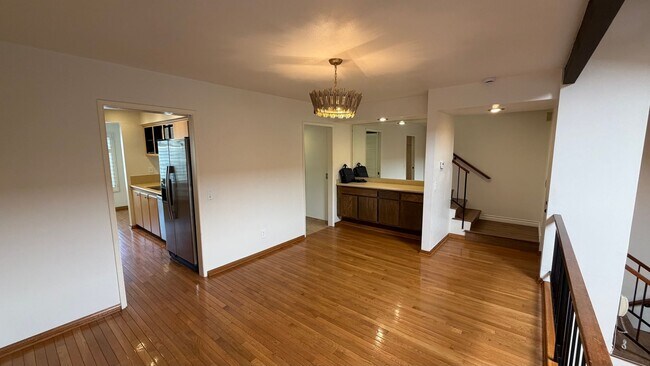 Building Photo - DESIRABLE TWO BEDROOM TWO BATH HOME IN STUDIO CITY