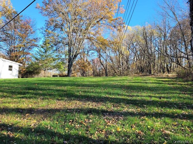 Building Photo - 1521 NY-208