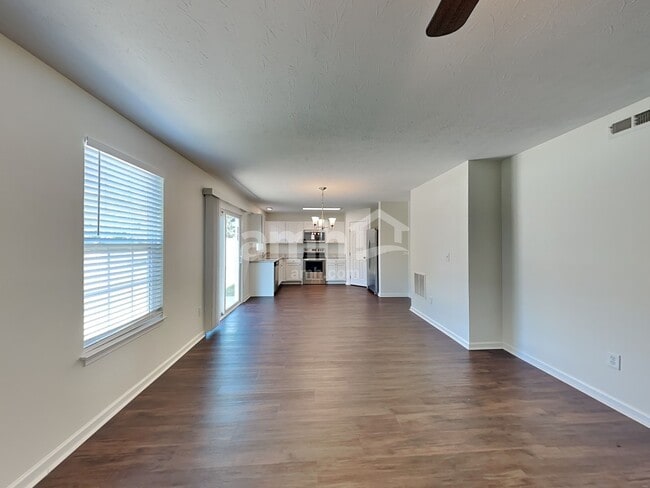 Building Photo - 485 Pewter Hill Ct