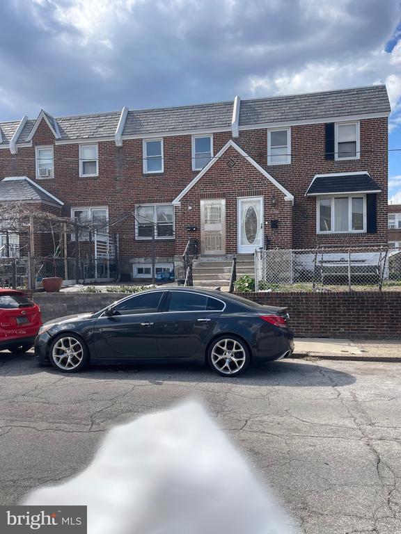 Building Photo - 7124 Lynford St