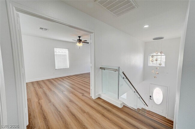 Building Photo - 2817 Via Florentine St