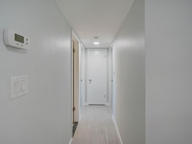 Building Photo - 1007 Sumner Blvd