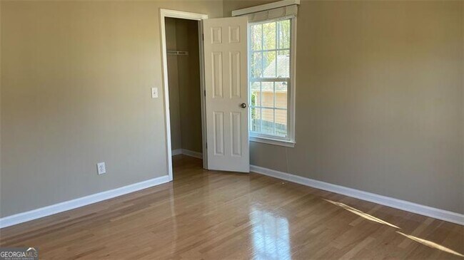Building Photo - 416 Carmain Ln