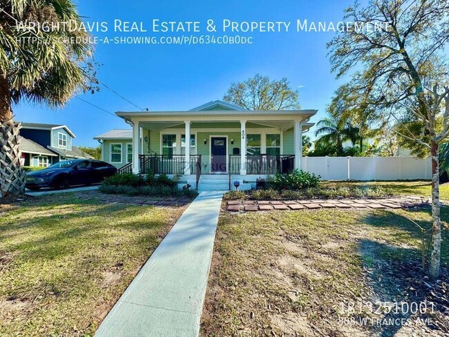 Primary Photo - Stunning 3/2 pool home near Armature Works!