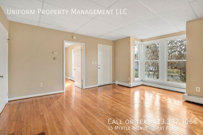 Building Photo - 15 Myrtle Ave