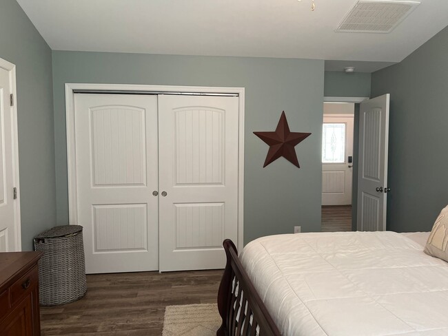 Building Photo - Sought after Waterfront Community in Colonial Beach