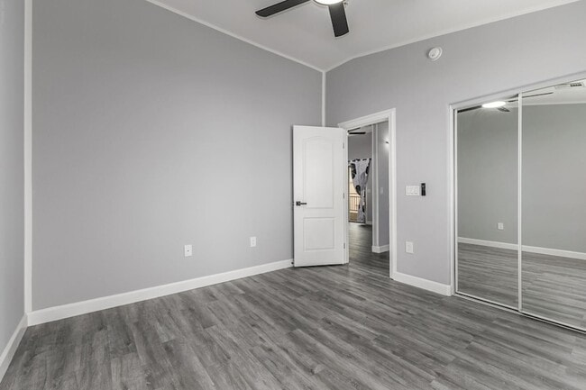 Building Photo - 1350 S Greenfield Rd