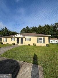 Building Photo - 408 E Lawnwood Ave