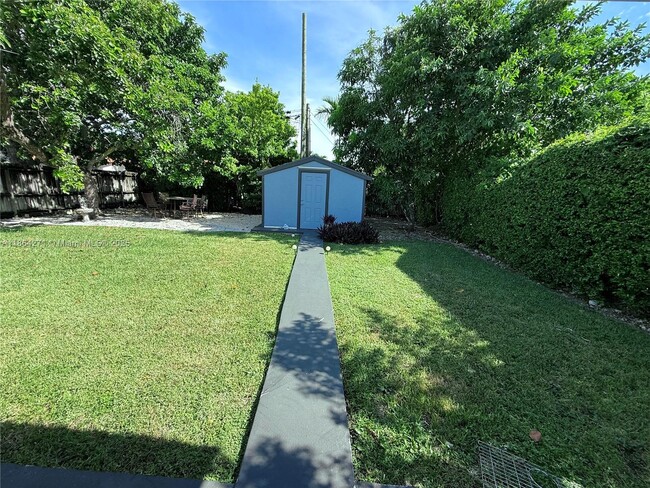 Building Photo - 6110 Coral Wy