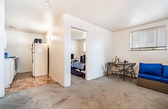 Floorplan - 1734 Paris St