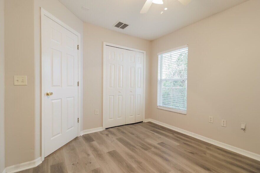 Building Photo - 4539 Cypress St
