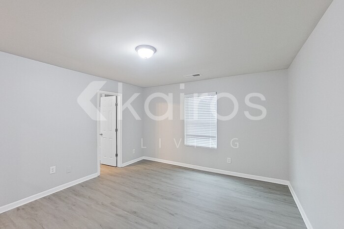 Building Photo - 357 Hawthorn Trail