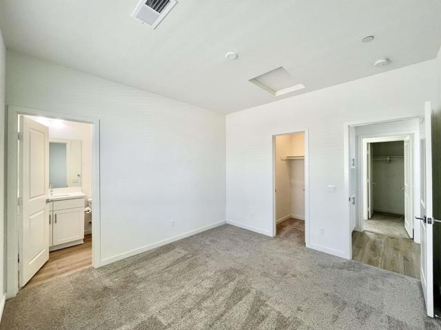 Building Photo - 9309 E Heaney Cir