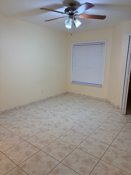 Building Photo - 7618 Pissarro Dr
