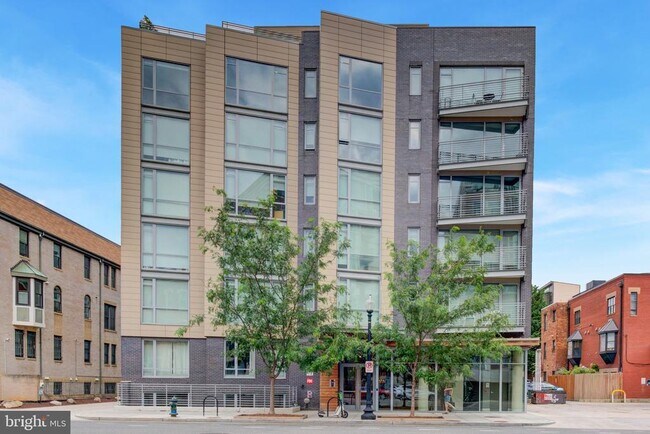 Building Photo - 1311 13th St NW
