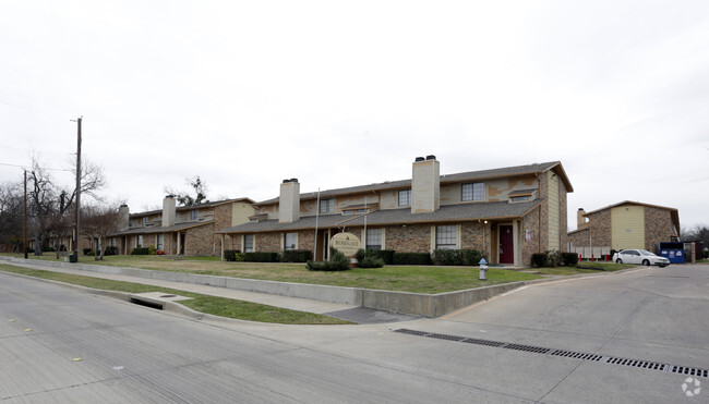 Building Photo - Rosegate Townhomes