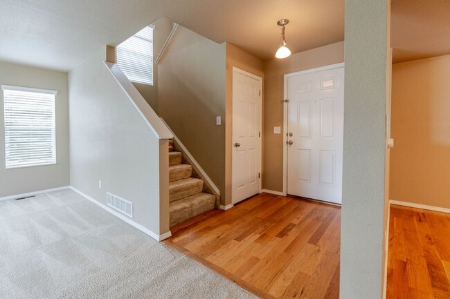 Building Photo - $2195 | 3BR/2.5BA | Dog Friendly Beautiful...