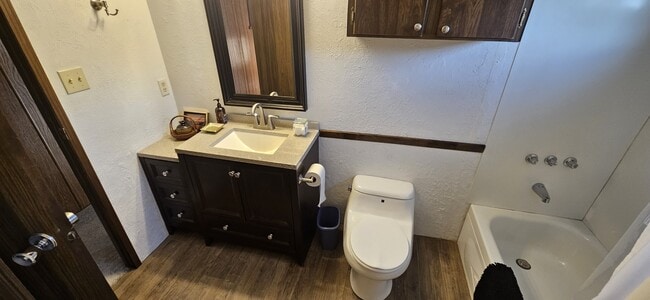 Building Photo - 7 Bert Rd