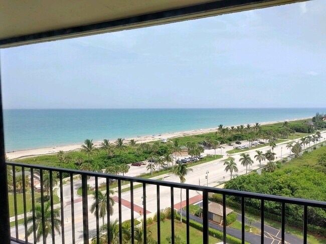 Building Photo - 801 S Ocean Dr