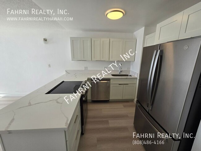 Building Photo - Beautifully Remodeled 1-Bedroom Condo with...