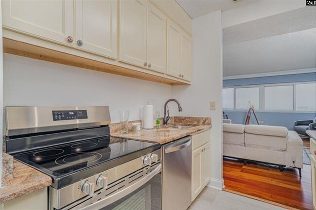 Building Photo - SP186