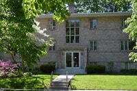 Building Photo - 1077 East Ave
