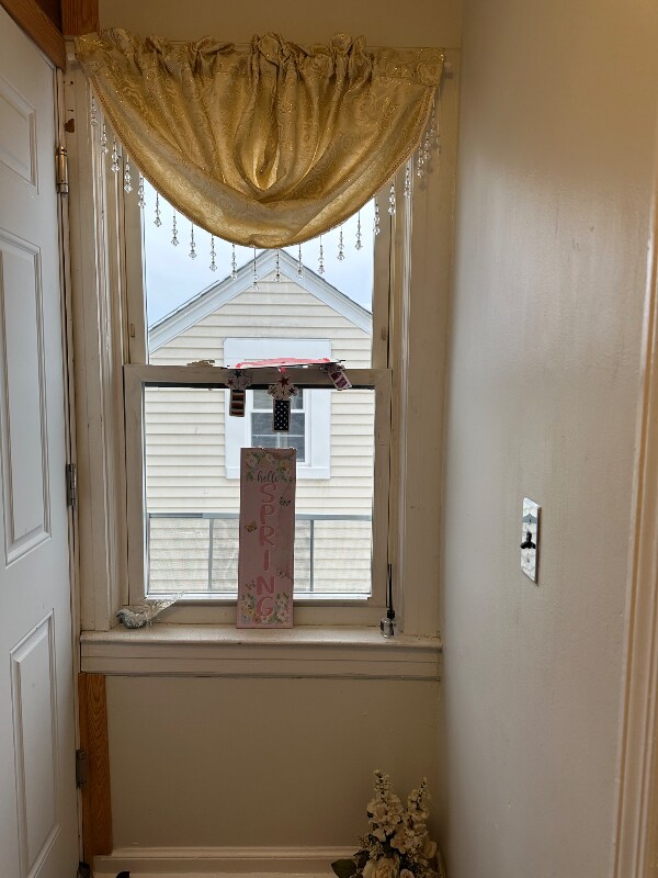 Building Photo - 269 N 1st Ave