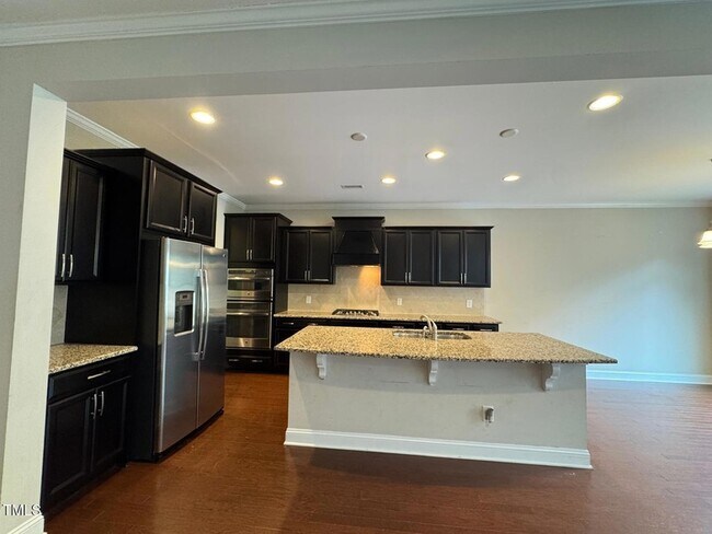 Building Photo - 248 Turner Oaks Dr