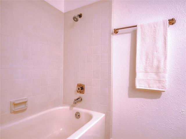 Building Photo - 1472 Rockshire Dr