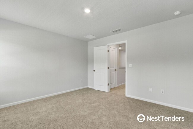 Building Photo - 14538 Macadamia Ln