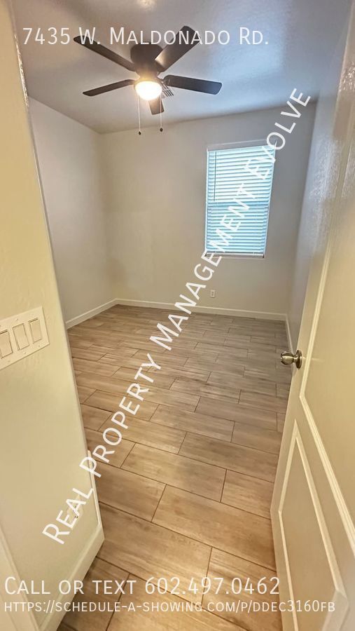 Building Photo - Modern and Elegant Rental Home in Laveen, ...