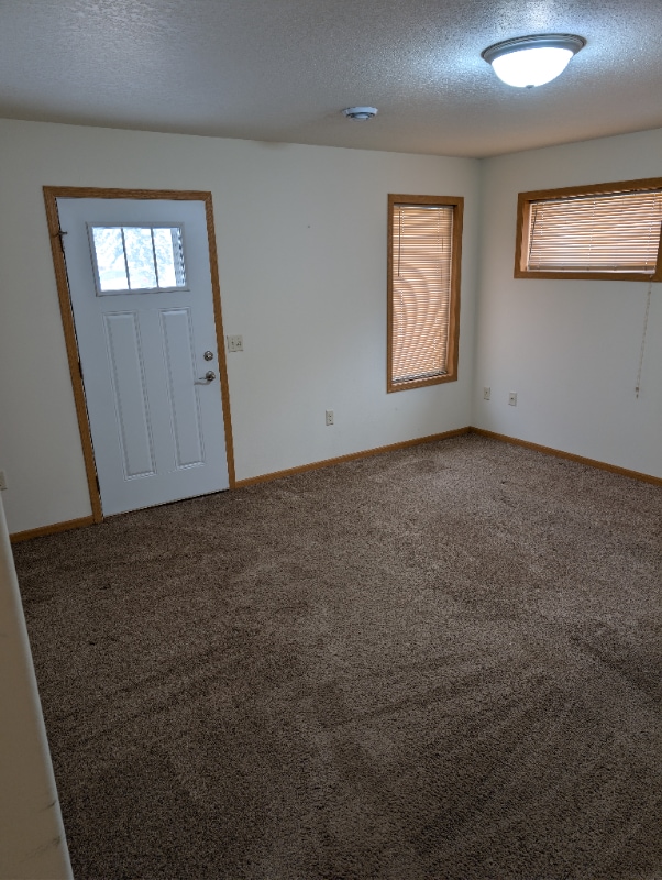 Building Photo - 2303 Damon St