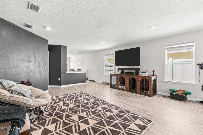 Building Photo - 6538 Canley Ct