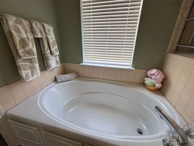 Building Photo - SAVANNAH PLACE SUBDIVISION NEAR BARKSDALE AIR FORCE BASE