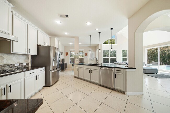 Building Photo - 27406 Starlight Canyon Ln