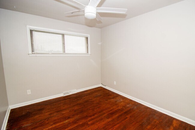 Building Photo - 15517 Shirley Ave