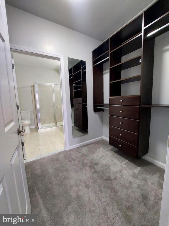 Building Photo - 21228 McFadden Square