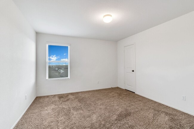 Building Photo - 105 High Plains Pass