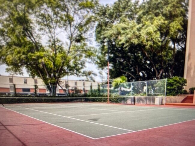 Building Photo - 7510 Hornwood Dr